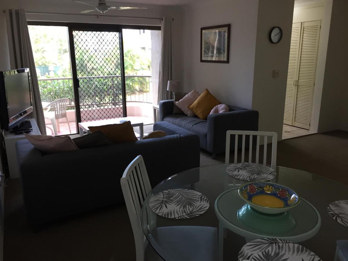 Broadwater Shores Waterfront Apartments Gold Coast Esterno foto