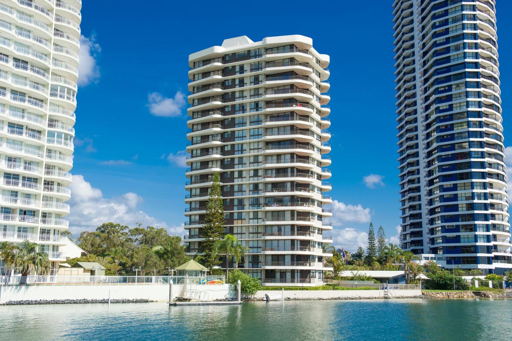 Broadwater Shores Waterfront Apartments Gold Coast Esterno foto