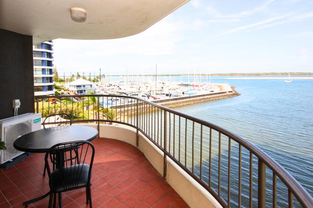 Broadwater Shores Waterfront Apartments Gold Coast Esterno foto