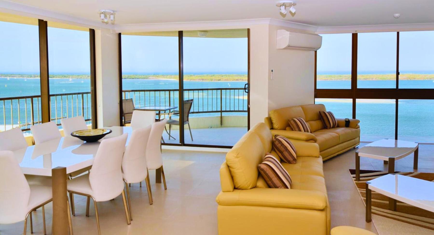 Broadwater Shores Waterfront Apartments Gold Coast Esterno foto