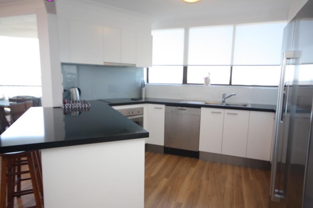 Broadwater Shores Waterfront Apartments Gold Coast Esterno foto