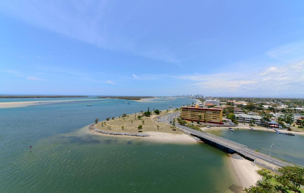 Broadwater Shores Waterfront Apartments Gold Coast Esterno foto