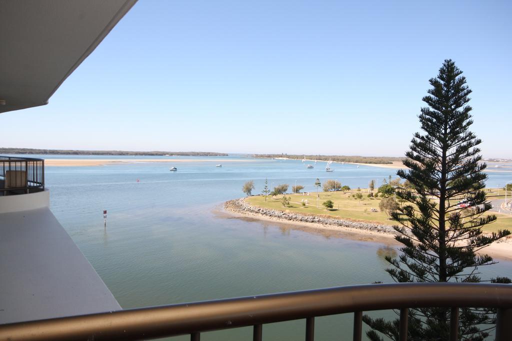Broadwater Shores Waterfront Apartments Gold Coast Esterno foto