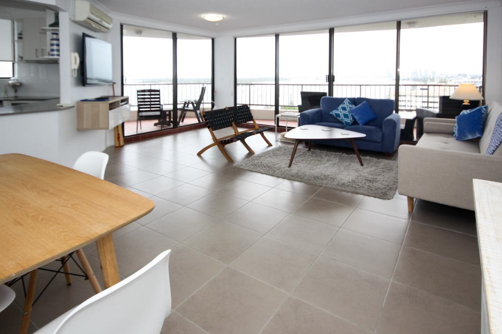 Broadwater Shores Waterfront Apartments Gold Coast Esterno foto