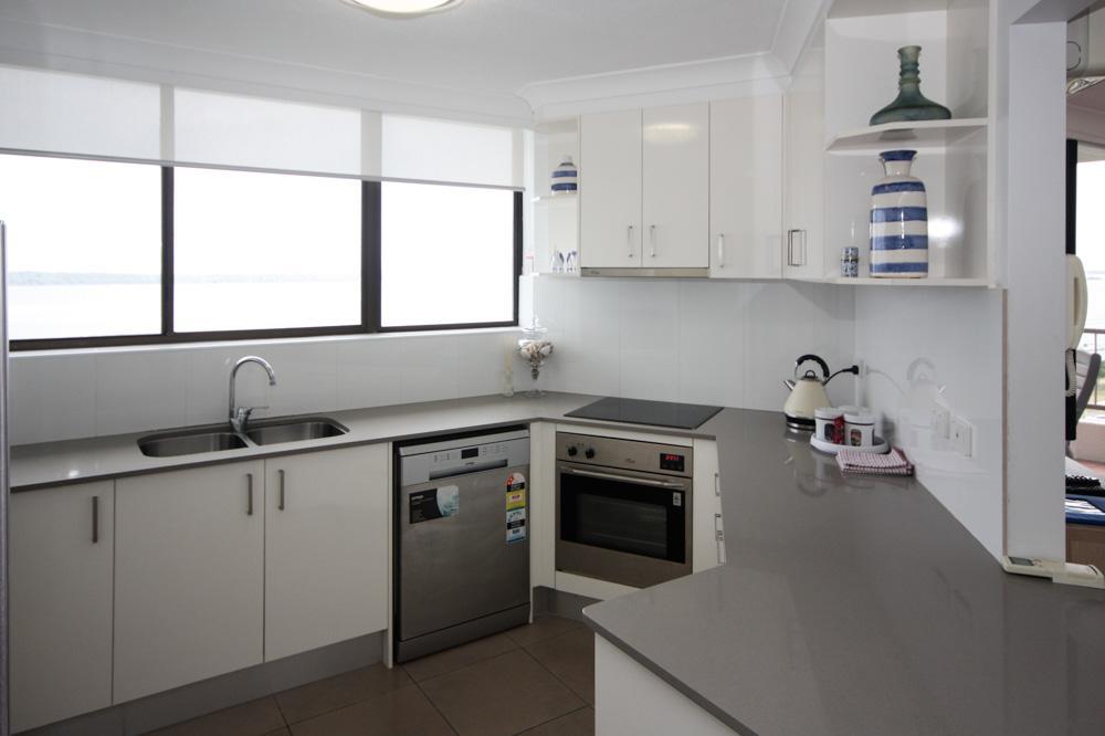 Broadwater Shores Waterfront Apartments Gold Coast Esterno foto