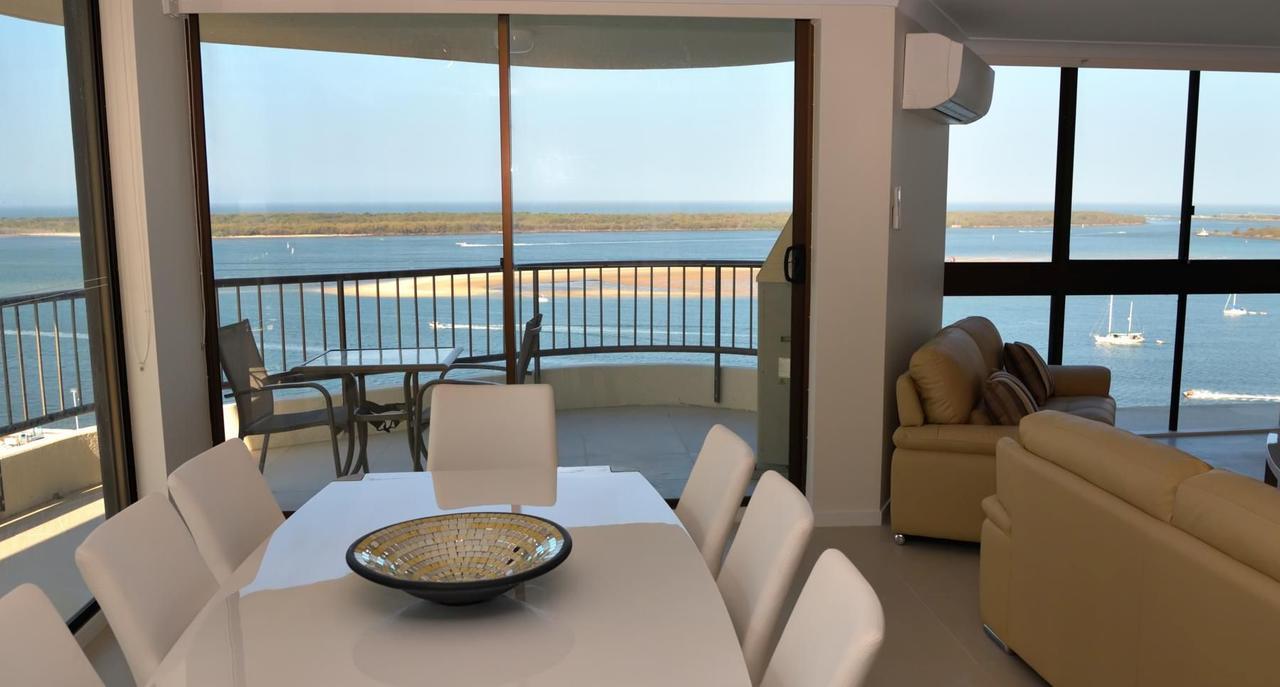 Broadwater Shores Waterfront Apartments Gold Coast Esterno foto